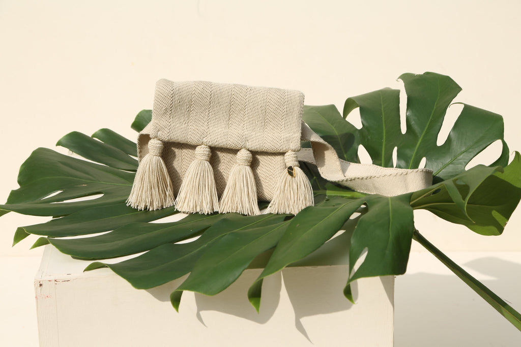 Clutch Cintura Ali-C - World You Need Is Love Concept Store