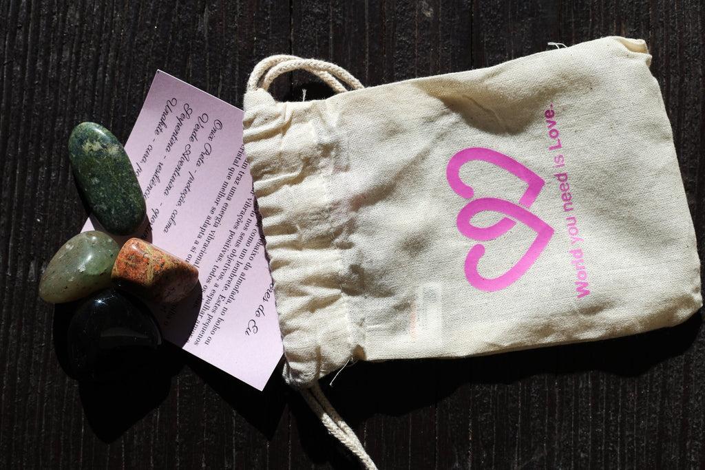 Cristais reveladores do eu - World You Need Is Love Concept Store